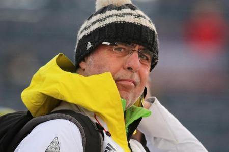Ex-Bundestrainer rechnet mit fünf Biathlon-Medaillen