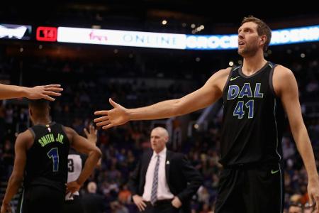 NBA: Siege für Nowitzki und Theis - erneute Pleite für Schröder NBA: Siege für Nowitzki und Theis - erneute Pleite für Schröder
