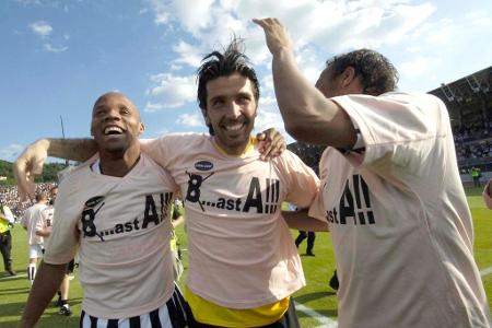 Die Juve-Fans rechnen es dem frischgebackenen Weltmeister indes hoch an, dass dieser trotz des Zwangsabstiegs in die Serie B...