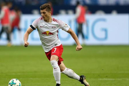 In seiner Rangliste des deutschen Fußballs nimmt das Fachmagazin 'kicker' die besten offensiven Mittelfeldspieler der Hinrun...