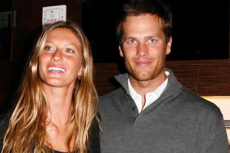 Für den vierten Ring sorgt sie: Giselle Bündchen. 2006 gibt es die offizielle Bestätigung, sie und Tom Brady sind ein Paar. ...