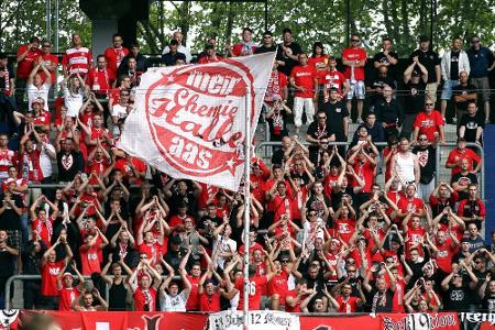 3. Liga: Geldstrafen für Halle und Rostock