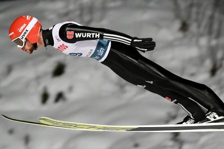 Eisenbichler bei Stoch-Sieg Zweiter - Wellinger schwächelt