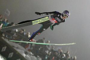 Wellinger in Lahti auf Podest-Kurs - Stoch führt deutlich