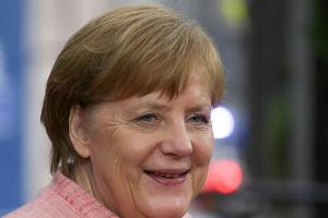 Angela Merkel Schirmherrin der Rodel-WM in Winterberg