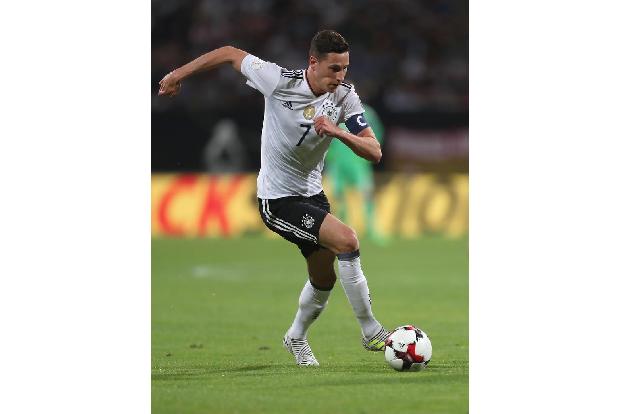 MITTELFELD: Julian Draxler