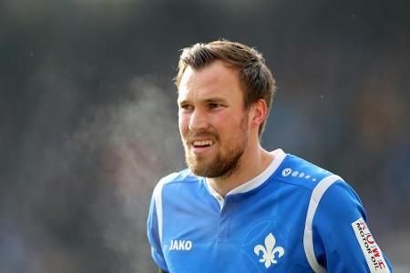 Darmstadt 98 ab der kommenden Saison mit neuem Ausrüster Darmstadt 98 ab der kommenden Saison mit neuem Ausrüster