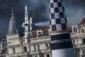 Red Bull Air Race: Dolderer in Cannes Zweiter