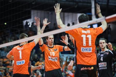 Volleyball: Meister Berlin steht im Halbfinale