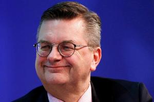 DFB: Grindel reist zur "Deutsch-Russischen Fußballwoche" nach Moskau und Wolgograd