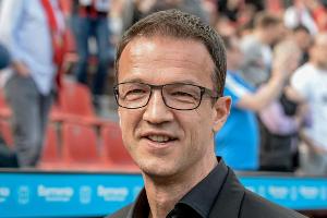 Bobic reagiert gelassen auf Hasenhüttl-Spekulationen