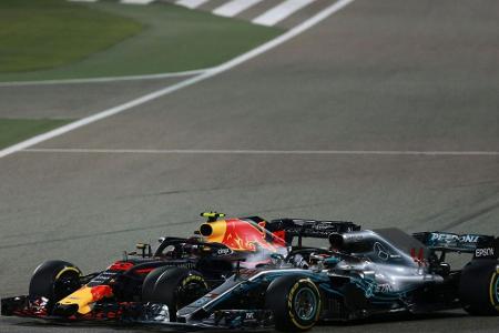 Verstappen weist Hamilton-Kritik zurück und stichelt gegen den Weltmeister Verstappen weist Hamilton-Kritik zurück und stichelt gegen den Weltmeister