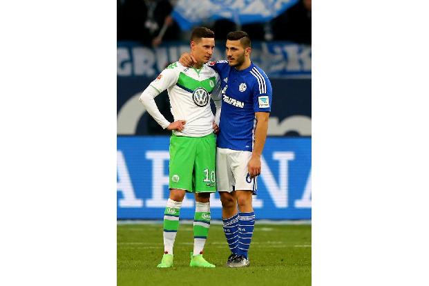 In den Farben getrennt, in der Sache vereint. Draxlers Wechsel zu Wolfsburg oder nach Paris hat seine Freundschaft zum bosni...