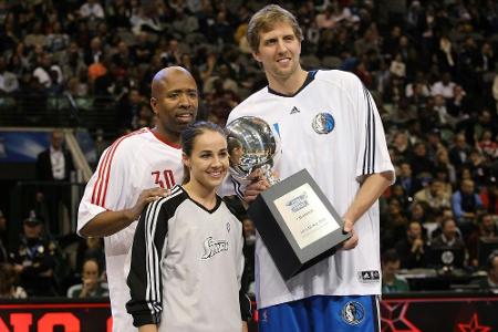Erste NBA-Cheftrainerin? Bucks haben Hammon auf dem Zettel