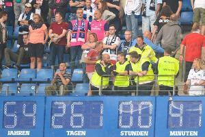 Neue Zeitrechnung in Hamburg: Legendäre HSV-Uhr tickt weiter