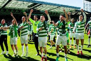 Celtic Glasgow holt schottisches Triple