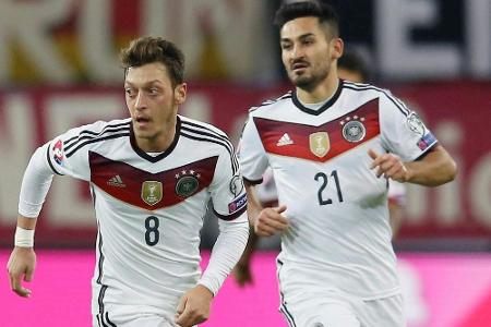 Löw beendet Diskussionen um Özil/Gündogan und Wagner