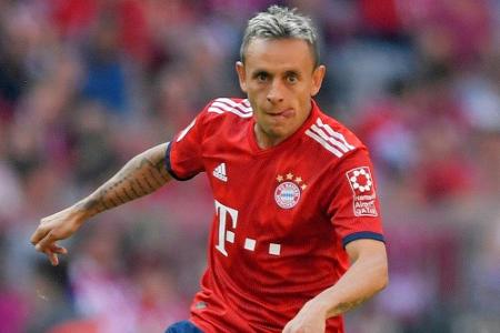 Rafinha unterschreibt bei Bayern neuen Vertrag: 