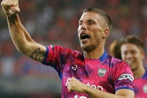Podolski freut sich auf Iniesta: "Ein geiler Spieler, ein geiler Name"