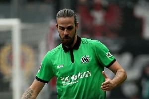 96-Stürmer Harnik kehrt nach Bremen zurück