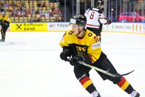 Blackhawks bestätigen Verpflichtung von Kahun