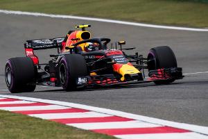 Formel 1: Verstappen Schnellster zum Auftakt, Vettel mit viel Arbeit