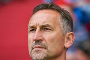 Regensburg: Trainer Beierlorzer verlängert bis 2022
