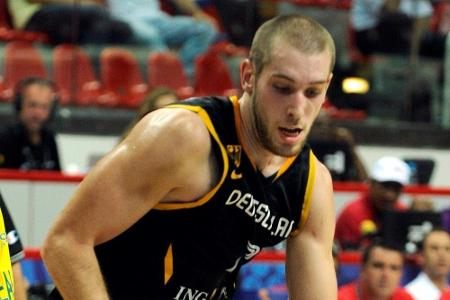 Früherer NBA-Profi Ohlbrecht verlässt Ulmer Basketballer Früherer NBA-Profi Ohlbrecht verlässt Ulmer Basketballer