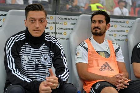 Streitthema: Mesut Özil (l.) und Ilkay Gündogan (r.)