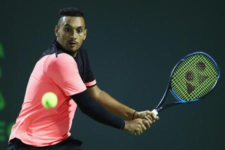 Kyrgios bezeichnet Schwimmstar Fraser als Rassistin Kyrgios bezeichnet Schwimmstar Fraser als Rassistin