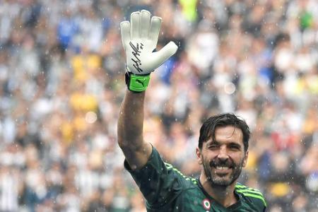 Medien: Buffon-Wechsel zu PSG fast perfekt Medien: Buffon-Wechsel zu PSG fast perfekt