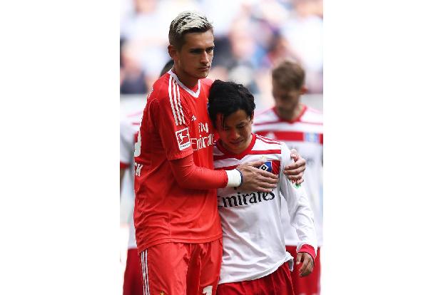 Einige HSV-Profis konnten ihre Tränen nach dem Schlusspfiff nicht mehr zurückhalten. Zu groß war die Enttäuschung, trotz ein...