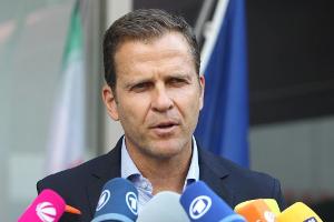 Bierhoff: "Man hätte überlegen müssen, ob man sportlich auf Özil verzichtet"