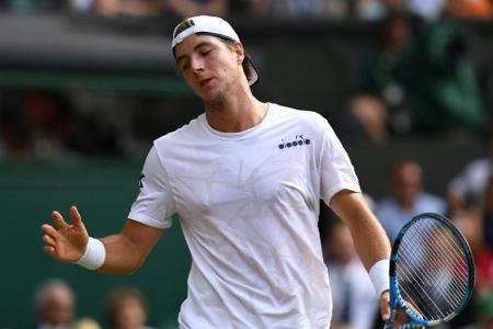 Wimbledon: Struff unterliegt Federer klar Wimbledon: Struff unterliegt Federer klar