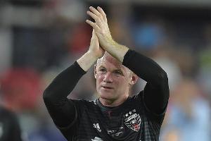 Rooney trifft erstmals in der MLS und erleidet Nasenbeinbruch