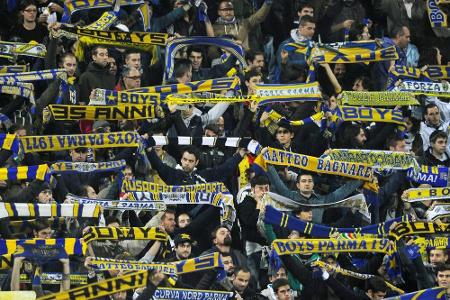 Kein Zwangsabstieg: Aufsteiger Parma kommt mit Punktabzug davon Kein Zwangsabstieg: Aufsteiger Parma kommt mit Punktabzug davon