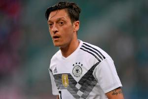DFB-Team ohne Özil - Kroos, Müller und Hummels dabei