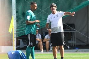 Auch Boateng schließt Rücktritt aus und stützt Löw