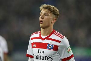 Bayern-Wechsel verschoben: Sturm-Talent Arp bleibt wohl beim HSV