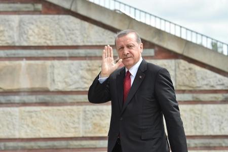 Erdogan begrüßt Özil-Rücktritt: 