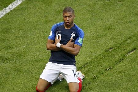 Franzose Mbappe zum besten WM-Nachwuchspieler gewählt