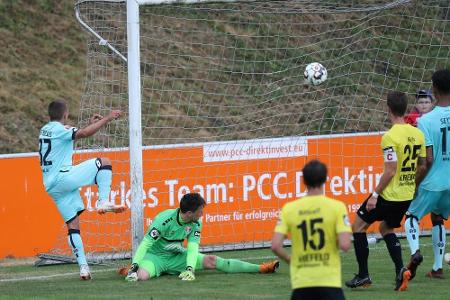 Mainz schlägt Uerdingen mit Weltmeister Großkreutz