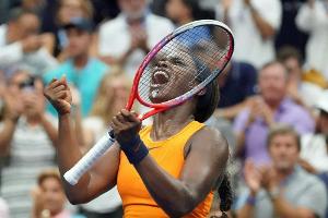 US Open: Titelverteidigerin Stephens im Achtelfinale
