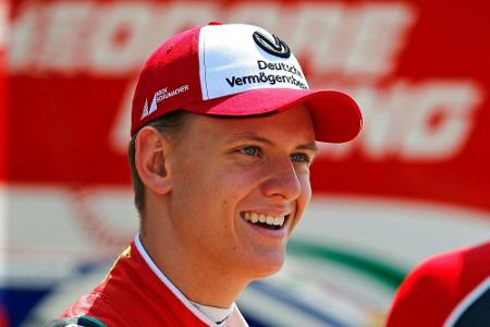 Mick Schumacher über seinen Vater : Mick Schumacher über seinen Vater :