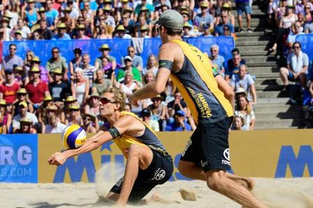 Beachvolleyball: Laboureur/Sude verpassen Halbfinale von Hamburg