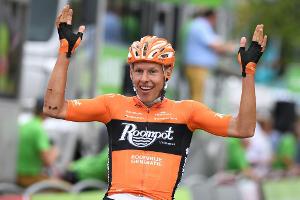 BinckBank Tour: Ausreißer van der Hoorn gewinnt dritte Etappe