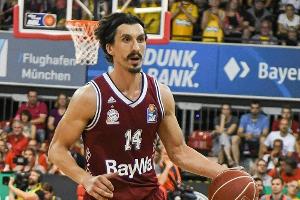 Djedovic kritisiert Belastung im Basketball: "Und dann am Stock gehen?"