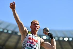 Zehnkämpfer Abele nach schwachem Stabhochsprung Dritter