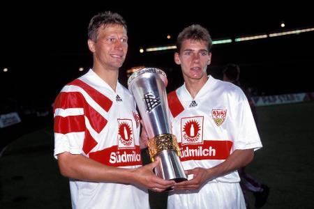 Guido Buchwald und Andreas Buck vermiesen gemeinsam mit dem VfB Stuttgart 1992 Hannover 96 den 'Heimsieg'. Im Niedersachsens...