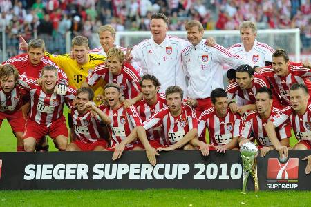 Nach 14 Jahren Pause wird der Supercup zur Saison 2010 wieder eingeführt. In einem spannenden Spiel liefern sich der FC Scha...
